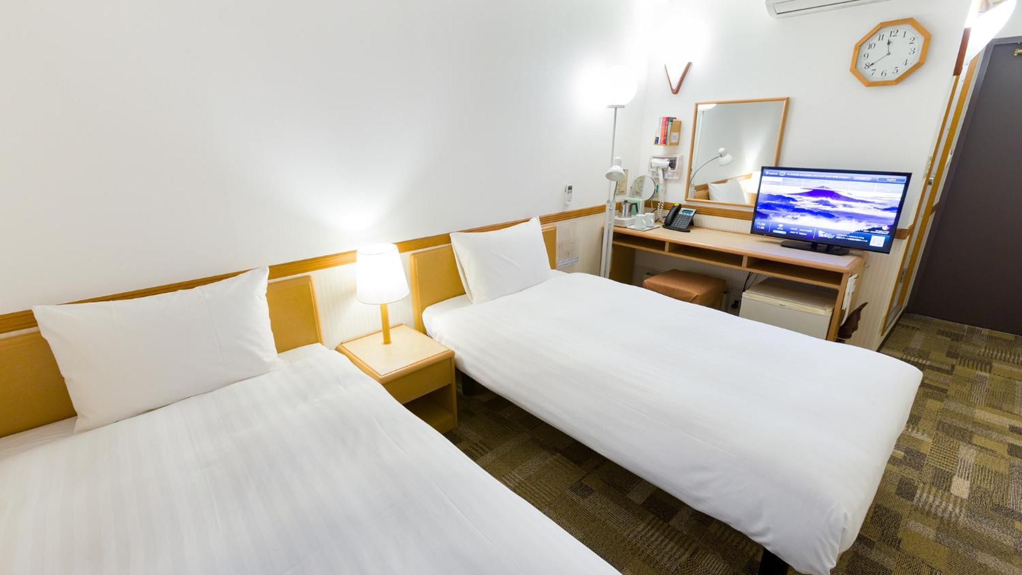 Toyoko Inn Shin-Yokohama Ekimae Shinkan Zimmer foto